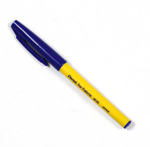 صورة قلم حبر ثابت للكتابة على القماش - ازرق